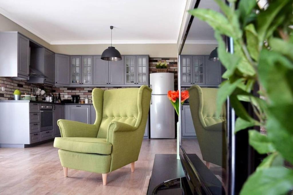 Near Acropolis, 3 Bedroom 2 Bathroom Big Beautiful Apt アテネ エクステリア 写真