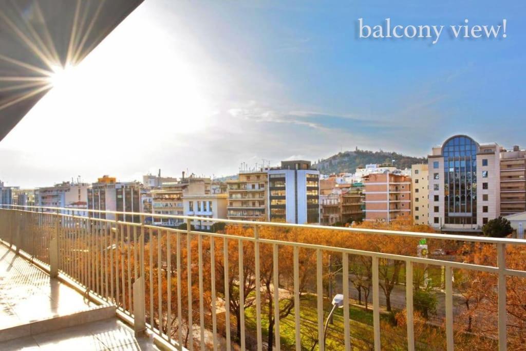 Near Acropolis, 3 Bedroom 2 Bathroom Big Beautiful Apt アテネ エクステリア 写真